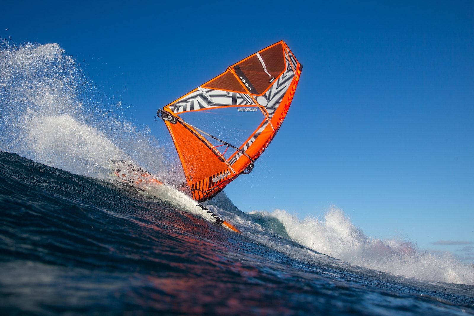 gamma mk4 rrd plachta na vlny radikalni windsurfing karlin 2